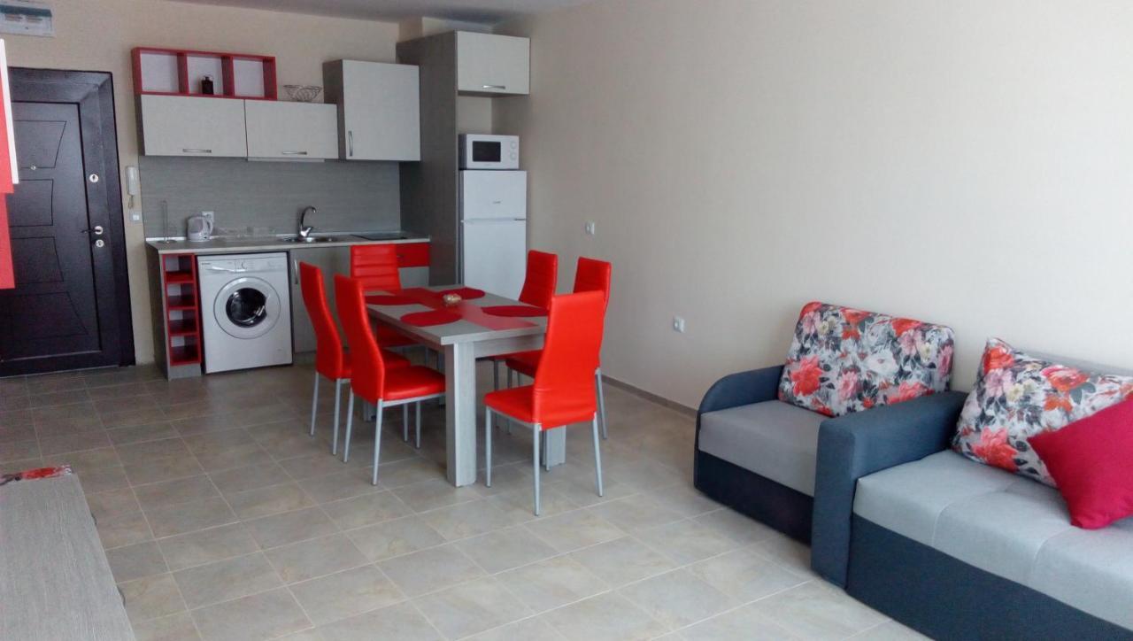 Апартаменти Кастро/Castro Apartments Tsarevo Exterior photo